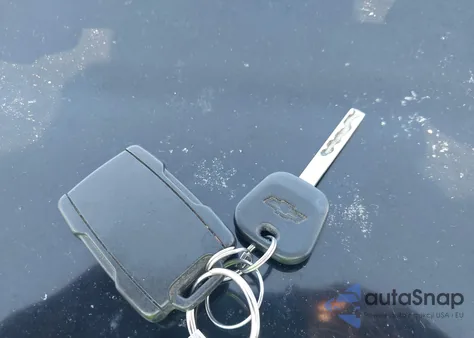 2015 Chevrolet Silverado 1500 2Lt из США, поврежденный, VIN 1GCVKREC1FZ332881